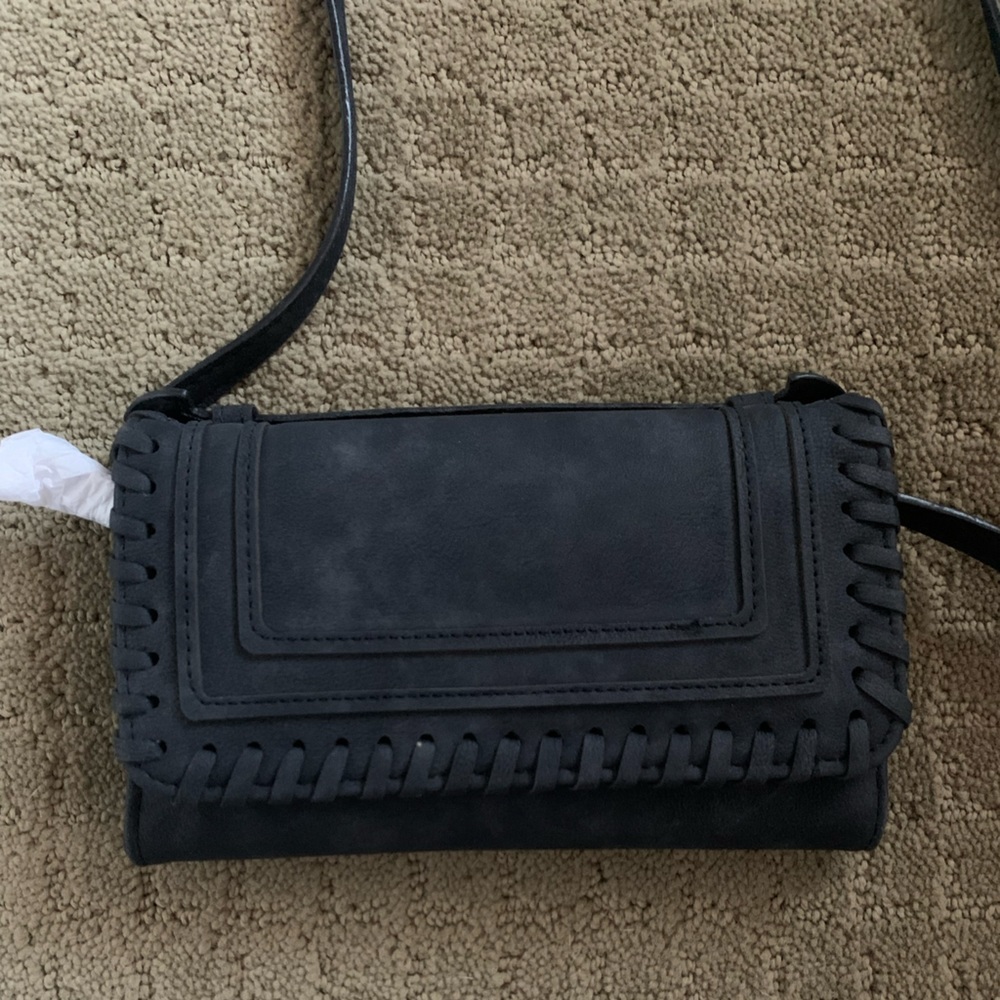 Small black purse - new